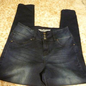 WallFlower the Sassy  Fit Skinny Stretch Jeggings